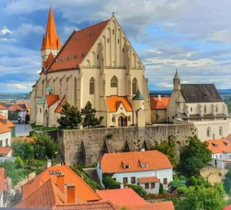 Apartmán pod hradem Znojmo Esterno foto